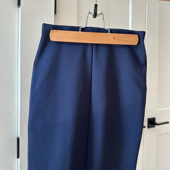 H&M Navy Blue Midi Pencil Skirt in Size 2 - Picture 3 of 4